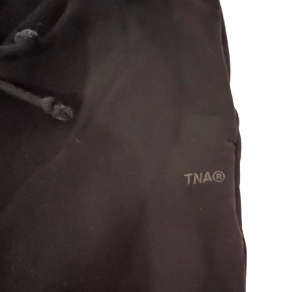 Aritzia tna- Black Cozy Fleece Perfect Fit Sweatpants - Picture 4 of 6